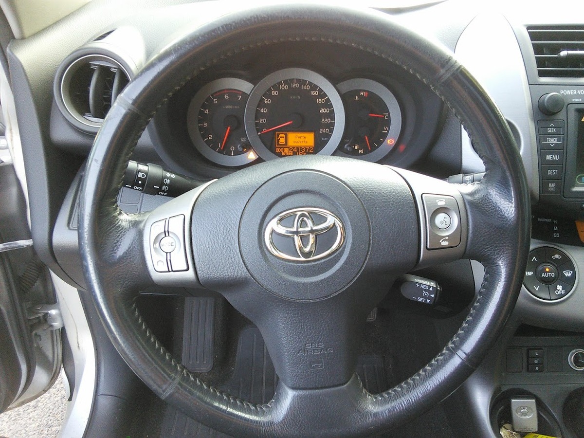 Toyota RAV4 2.2 D-4D 4WD 136