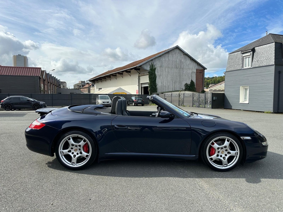 Porsche 911 CARRERA S 3.8 CABRIOLET