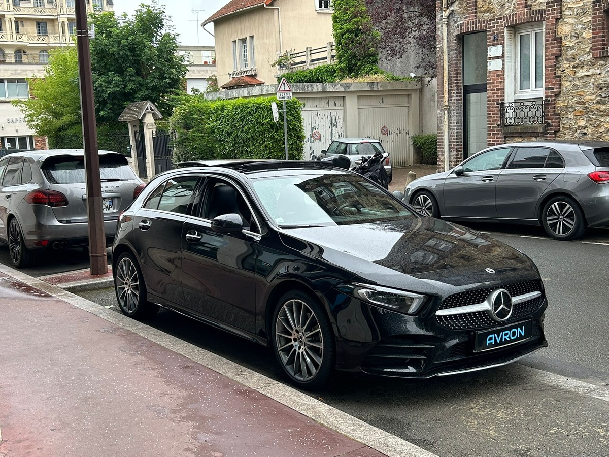 Mercedes-Benz Classe A IV 250 E 8CV AMG LINE 8G-DCT (Full Options)