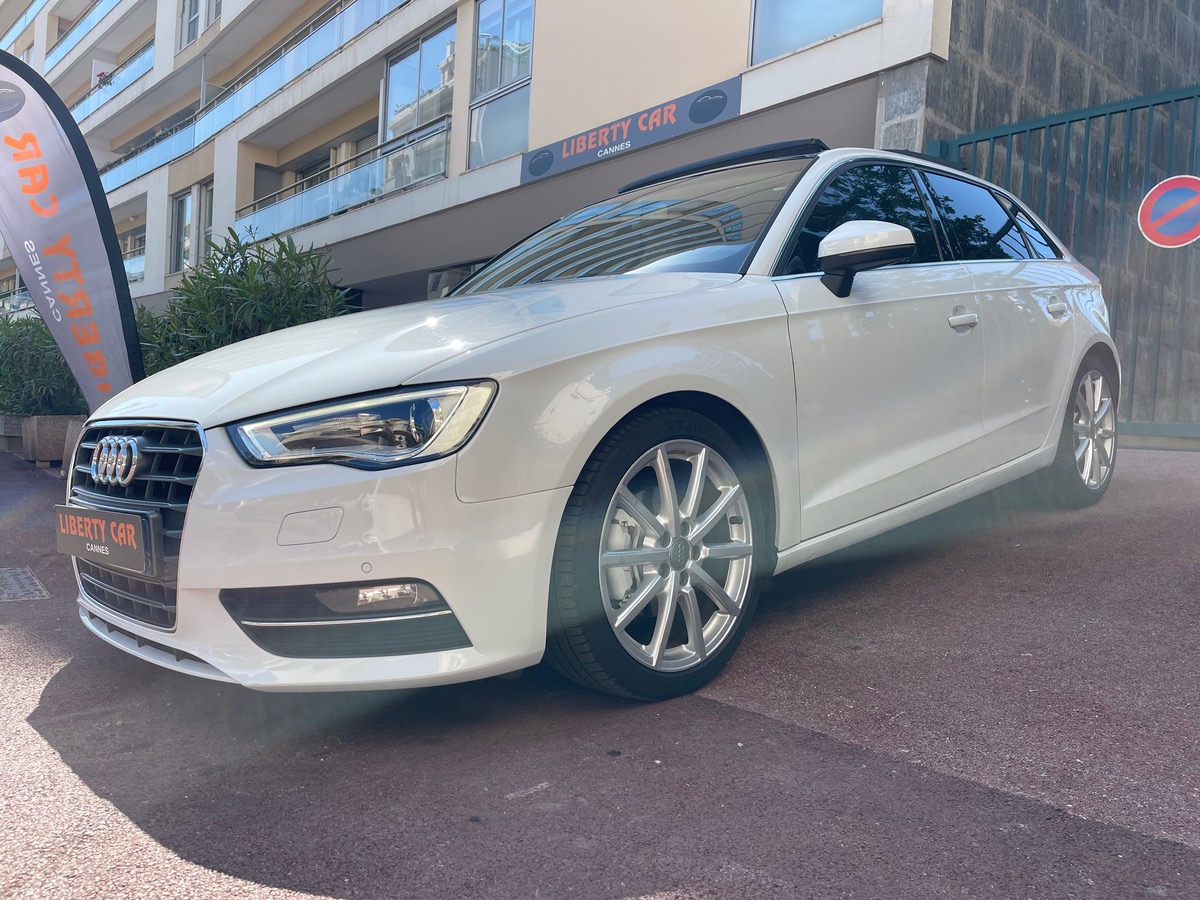 Audi A3 1.4 tfsi SportBack  150 CV / Ambition Luxe / Toit Ouvrant / Pack Led