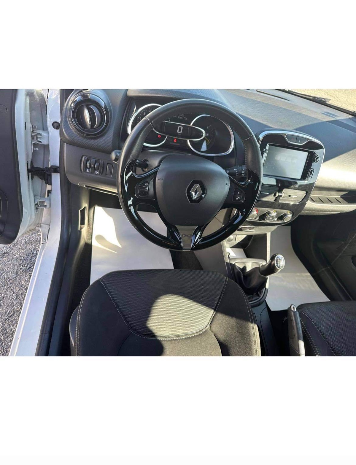 RENAULT Clio iv dci