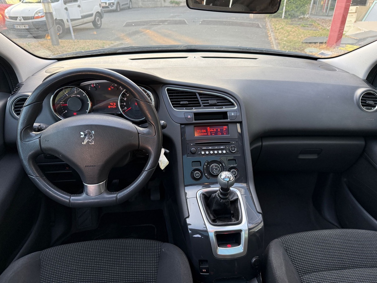 Peugeot 5008 1.6 HDI 112 CV style 1er main 7 place 4XCB