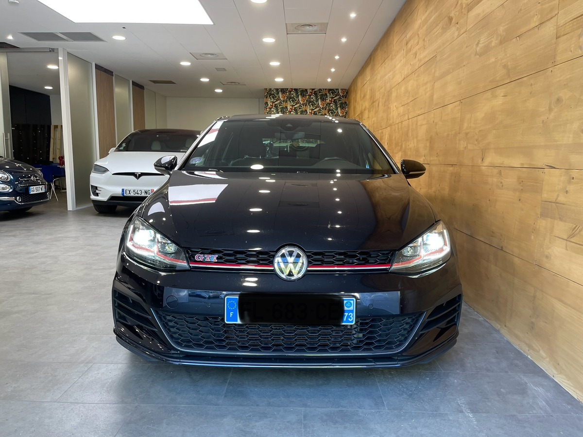 Volkswagen Golf 2.0 TSI 245 GTI PERFORMANCE DSG BVA