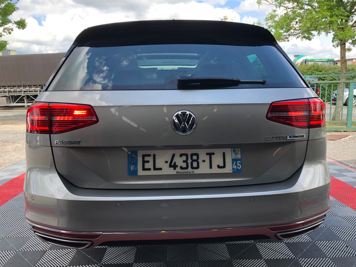 Volkswagen Passat VIII SW TDI 150 DSG R-LINE FULL