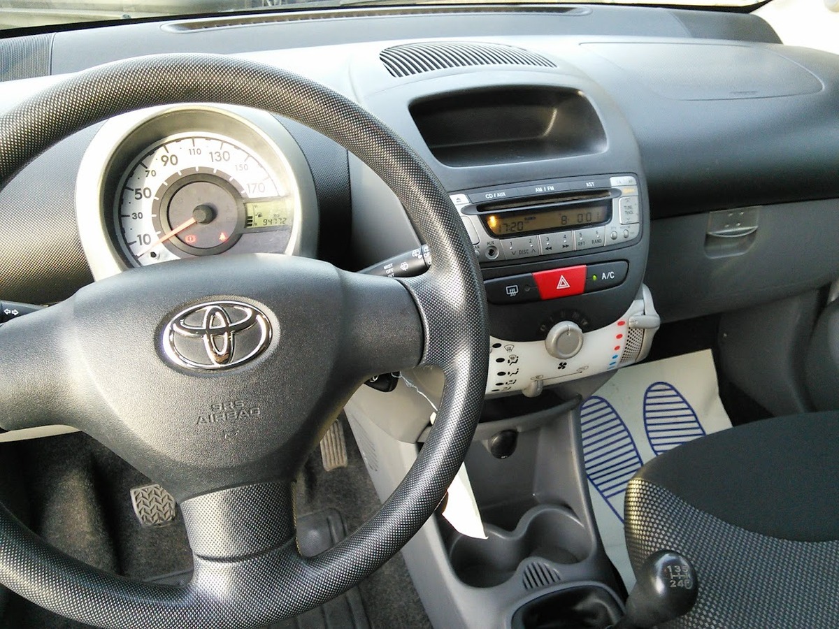 Toyota Aygo 1.0 68 Confort CLIM 5 PORTES