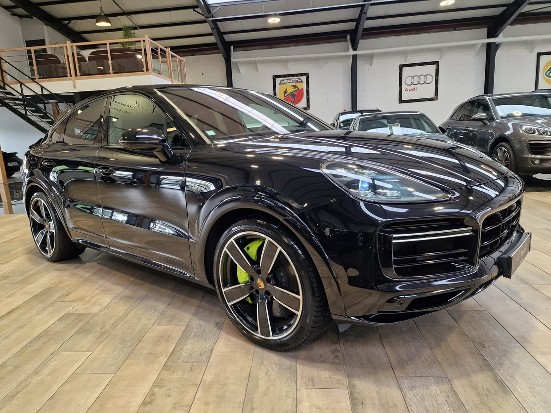 Porsche Cayenne Coupé 4.0 V8 680 TURBO S HYBRID C