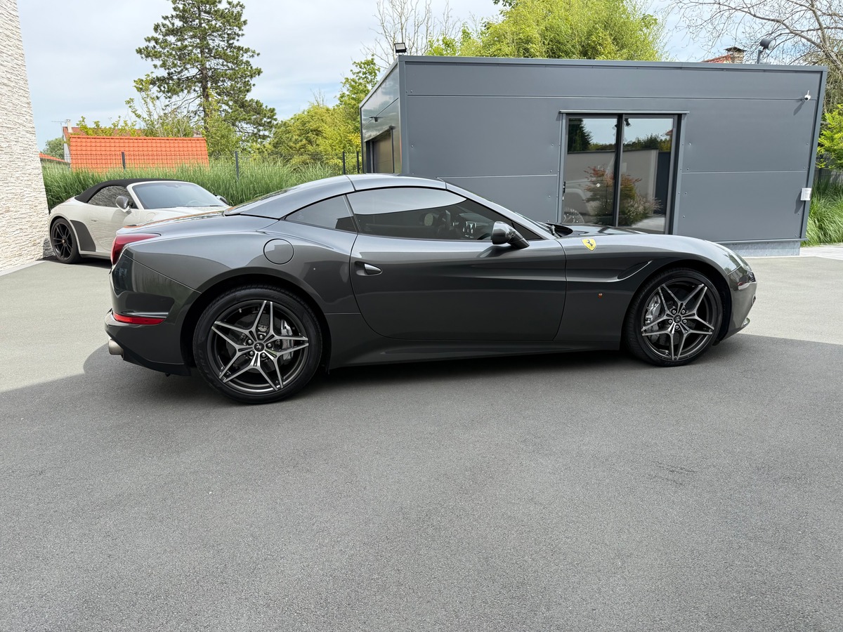 Ferrari California T 3.9L V8 560 CH / FRANCAISE / CARNET / 29954 KMS