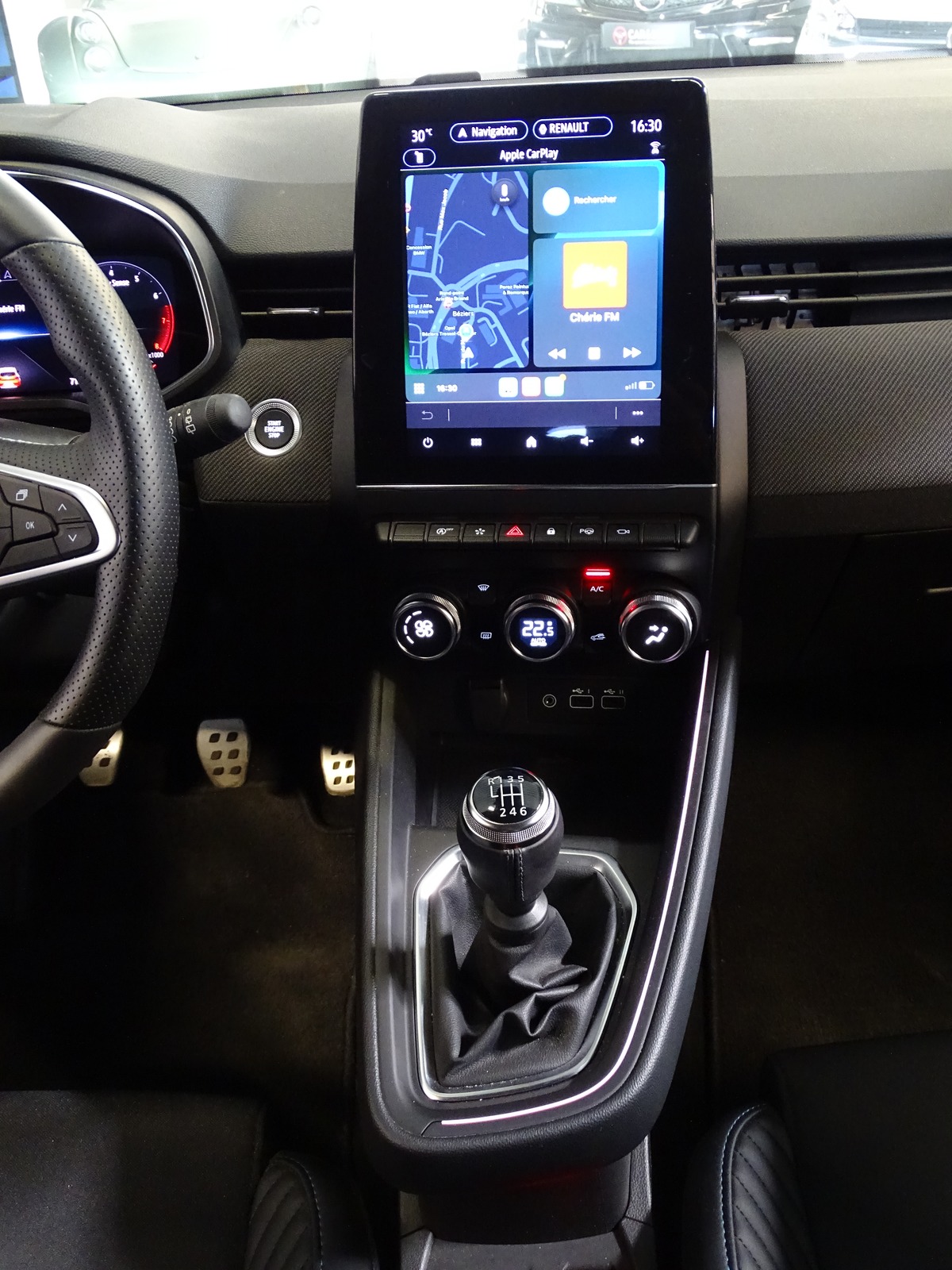 RENAULT Clio V (2) 1.0 TCE 90 Ch ESPRIT ALPINE 1ere main Caméra 360 CarPlay