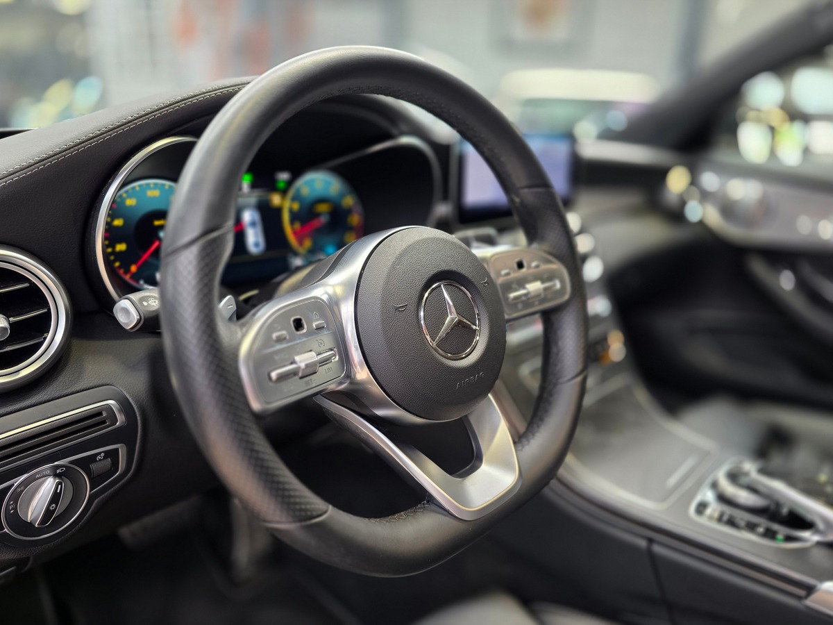 Mercedes-Benz Classe C 200 COUPE PHASE 2 AMG LINE 184 // TOIT OUVRANT / BURMESTER
