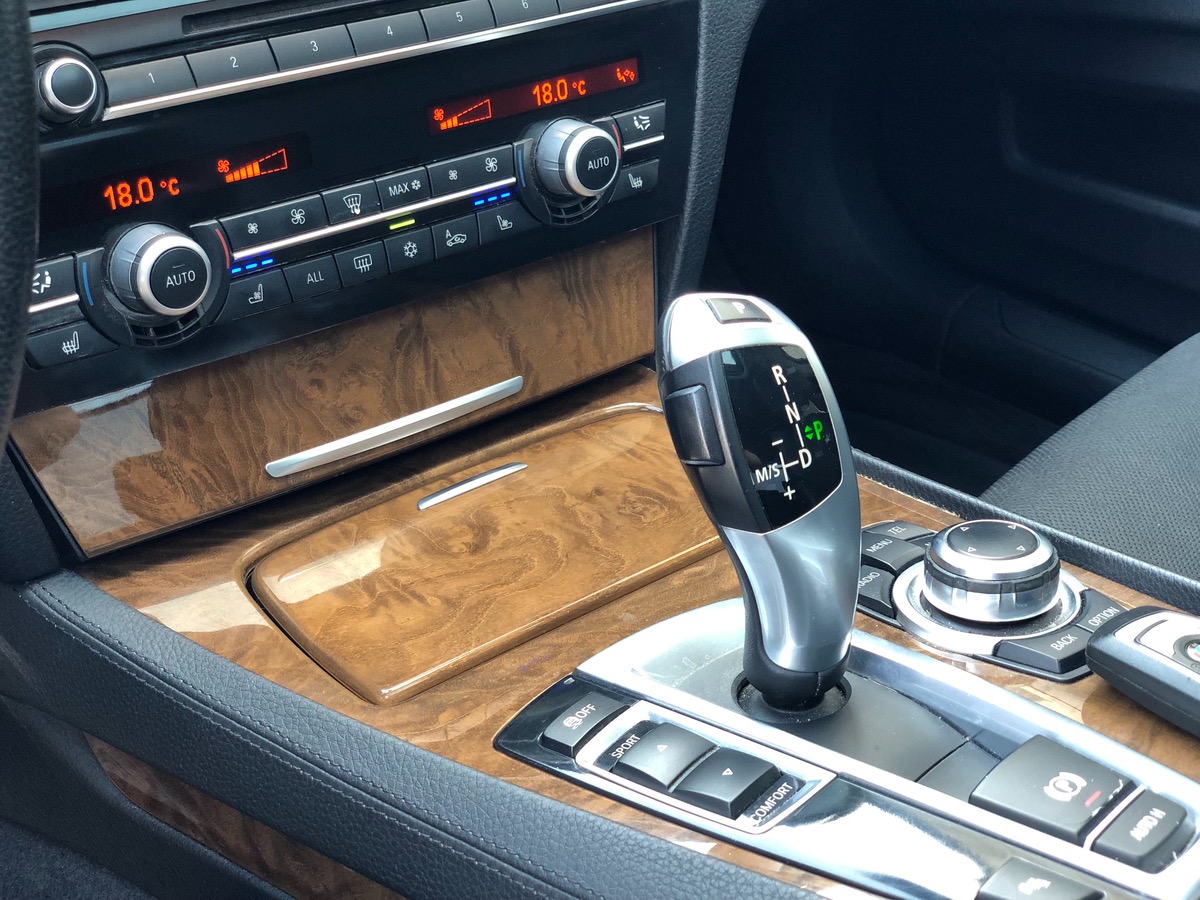 Bmw Série 7 740I EXCLUSIVE FULL FRANÇAISE E