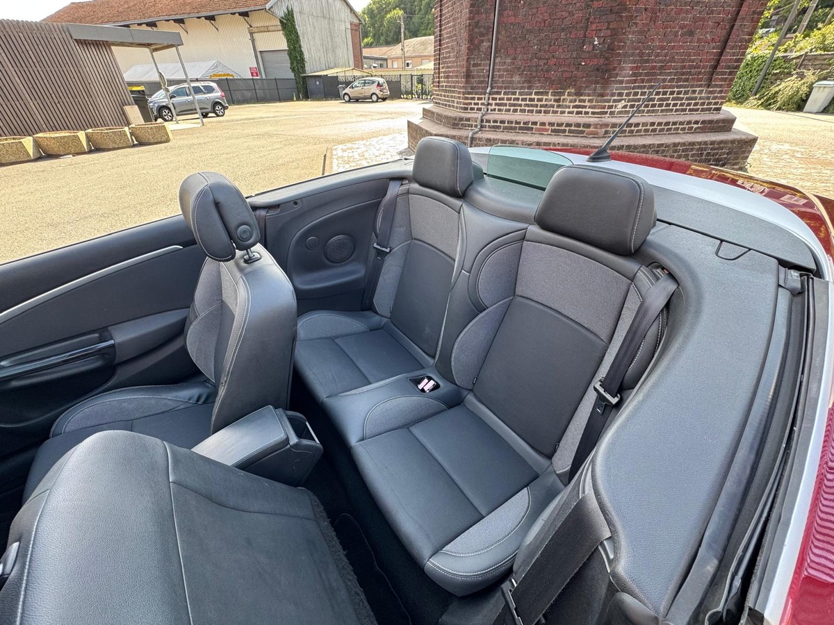 RENAULT Megane Cab 1.5 dci 110 Dynamique