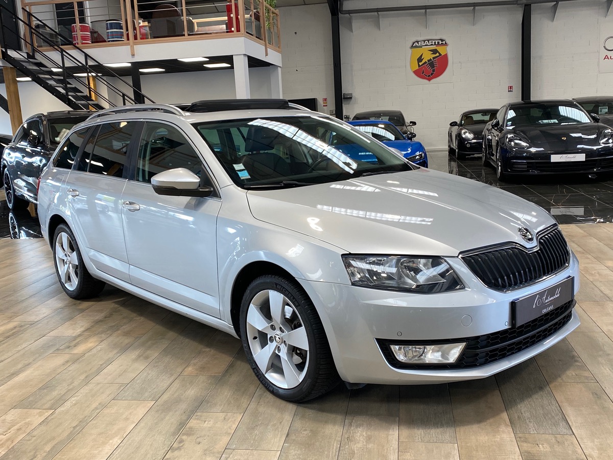 Skoda Octavia COMBI 2.0 TDI 150 DSG6 TOIT/TEL/ATT