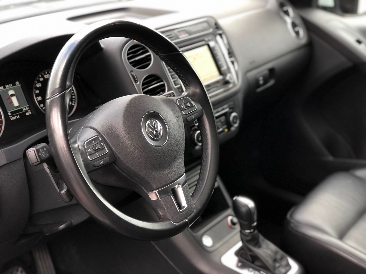 Volkswagen Tiguan II 2.0 TDI 140 BVA CARAT 4MOTION