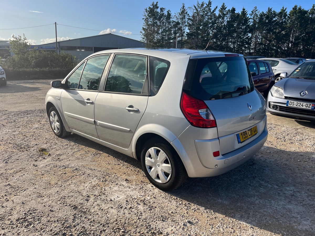 RENAULT Scenic 1.5 dci 156500km