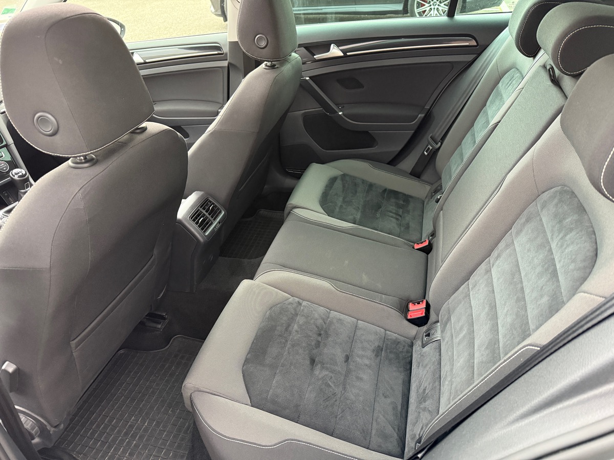 Volkswagen Golf VII 1.4 TSI BlueMotion S&S 122 cv CARAT ,Toit ouvrant, Suivi Complet