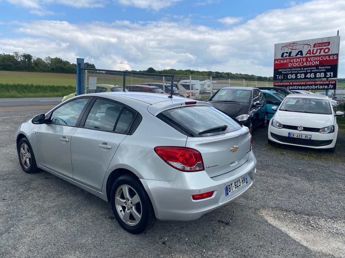Chevrolet Cruze 1.6 16v