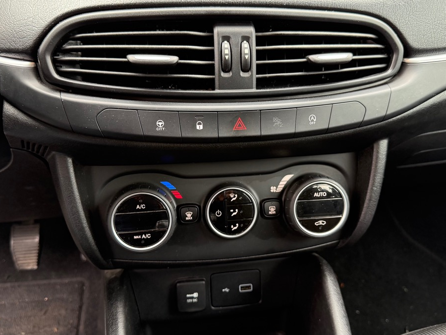Fiat Tipo POP 1.3 MULTIJET 95