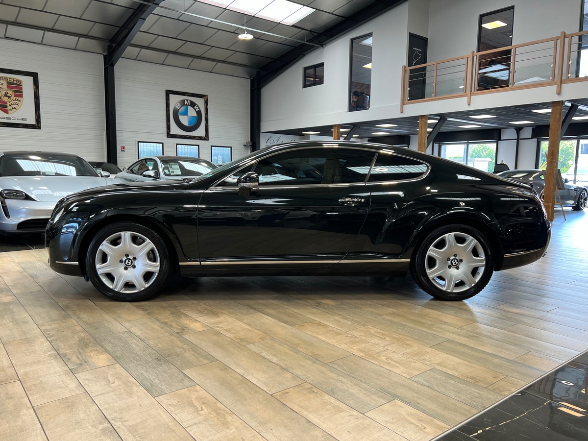 Bentley Continental GT COUPE W12 6.0 4WD 560CV uz 