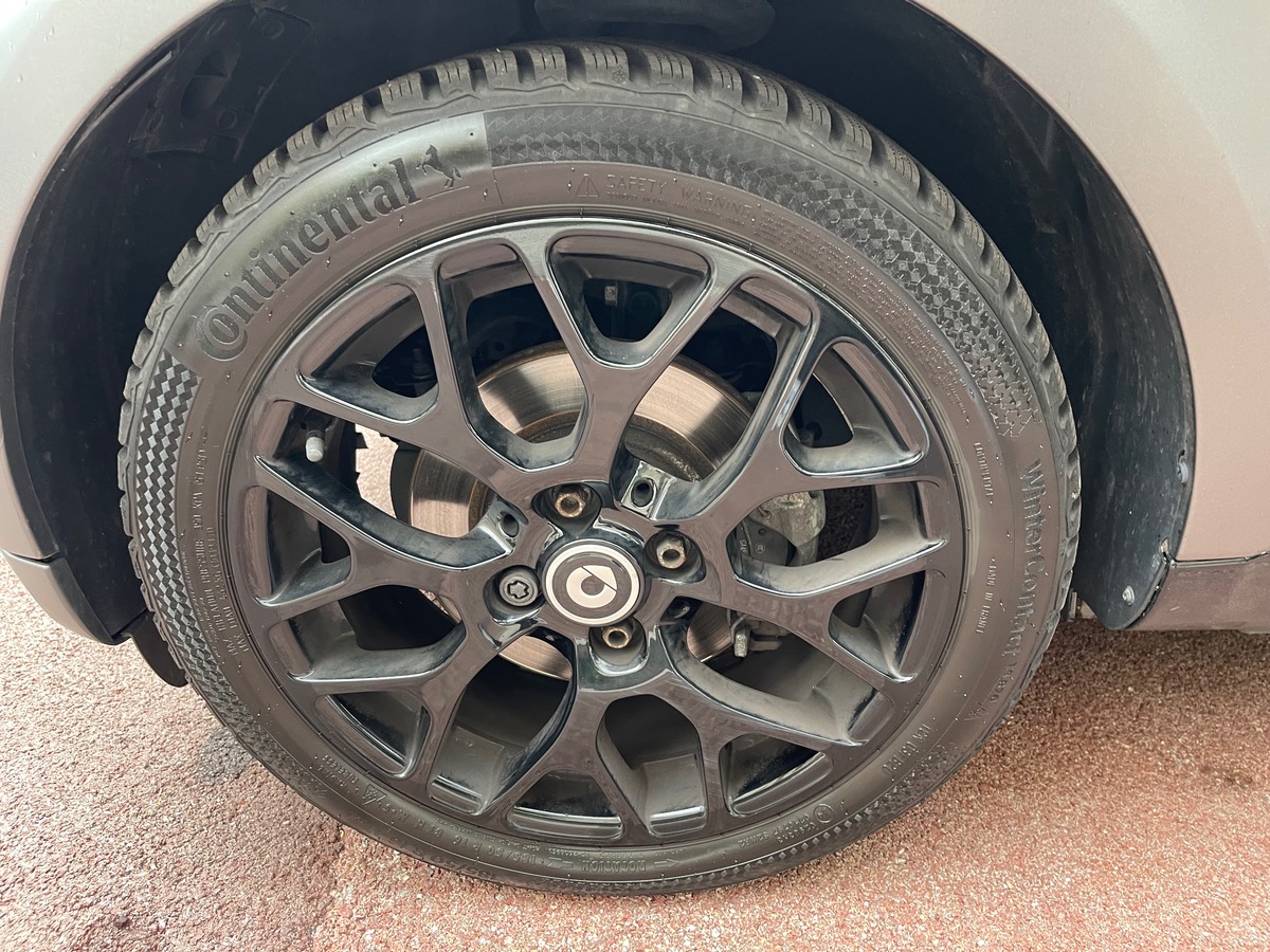 Smart FORTWO Cabriolet 90 CV / Prime/Caméra / Gps / Jantes Noires