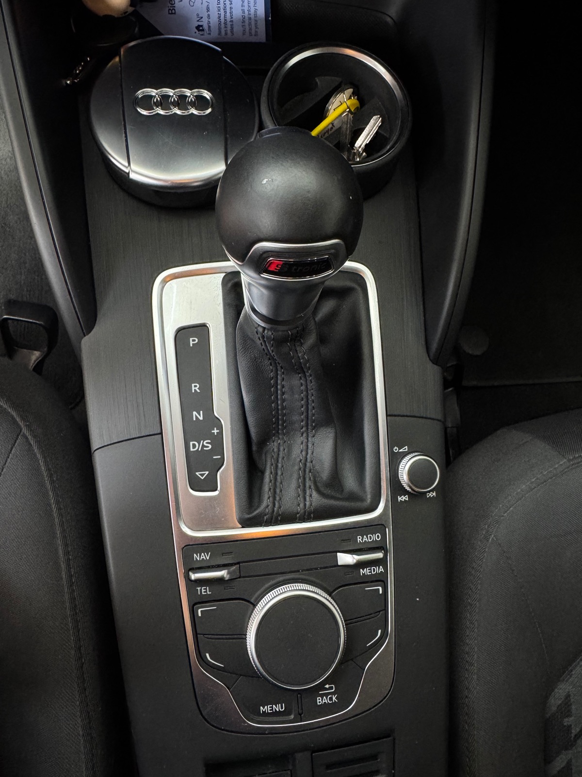 Audi A3 1.6 tdi Business Line Garantie 6 mois ✅