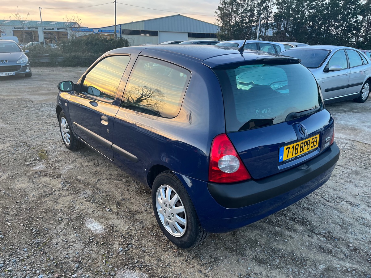 RENAULT Clio 110111km